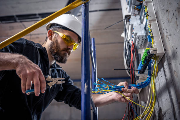 Best 24-Hour Electrician  in Mounds, OK